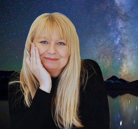 Melanie J Easom